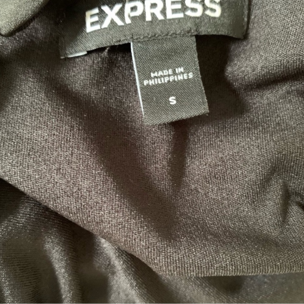 Express Dress - Picture 6 of 6